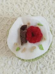 Набор 3 пирожных из фетра для детской кухни, изображение 6