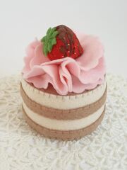 Набор 3 пирожных из фетра для детской кухни, изображение 3