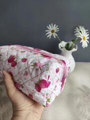 Косметичка стёганая хлопок Клубничный зефир, изображение 5