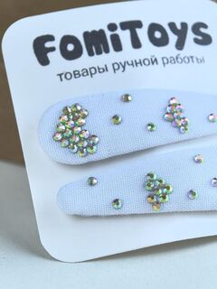 Белая заколка для волос со стразами 5 см ручной работы FomiToys