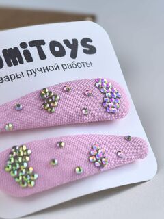 Розовая заколка для волос со стразами 5 см ручной работы FomiToys