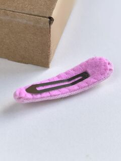 Розовая заколка для волос со стразами 5 см ручной работы FomiToys