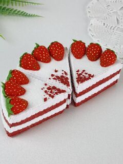 Торт из фетра Красный бархат с клубникой, изображение 5