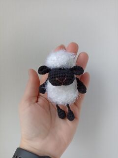Схема вязания Брелок Барашка крючком, изображение 4