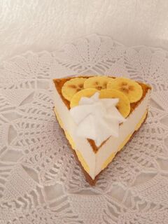 Торт из фетра игрушечный с бананом и карамелью, изображение 3