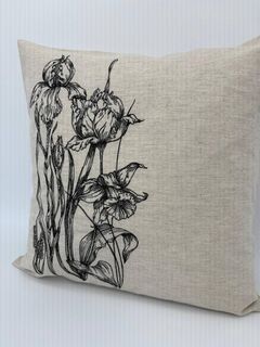 Наволочка декоративная с вышивкой Ирисы, изображение 2