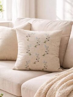 Наволочка декоративная с вышивкой Голубые цветы, изображение 6