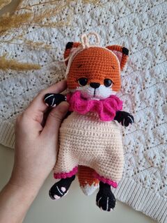 Мягкая игрушка лисенок вязаный / игрушка ручной работы