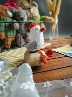 Брелок Чайка вязаная, игрушка, обвес, 6-8 см, красный, ручная работа, сувенир, изображение 6