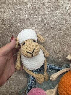 Овечка вязаная игрушка для малышей, изображение 4