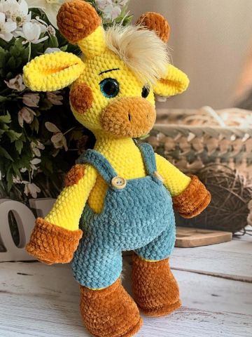 Мягкая игрушка жираф в комбинезоне, изображение 3