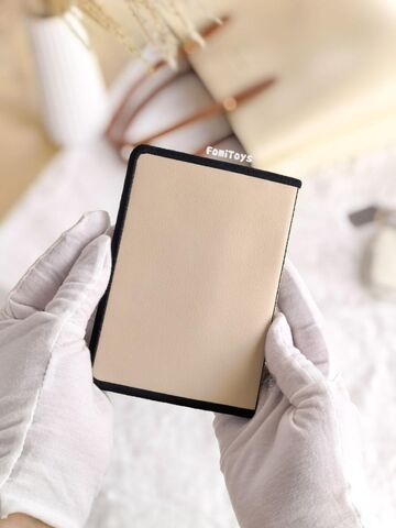 Кожаная обложка на паспорт женская / мужская (экокожа) с машинной вышивкой FomiToys. Лев. Ручная работа, Вариации товаров: 5, изображение 7