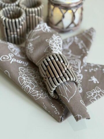 Кольцо сервировочное для салфеток плетеное из бумажной лозы