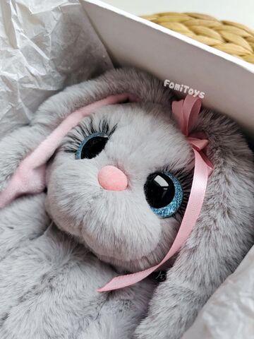 Плюшевая зайка ручной работы 25 см, именная игрушка с метрикой на ушке, подарок FomiToys, изображение 5