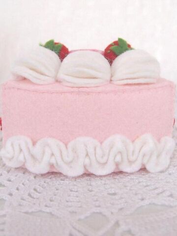 Торт из фетра игрушечный Земляника со сливками, изображение 4