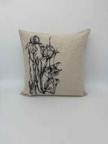 Наволочка декоративная с вышивкой Ирисы