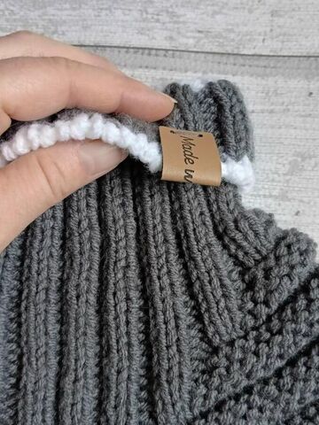 Детский комплект: шапка и манишка., изображение 6