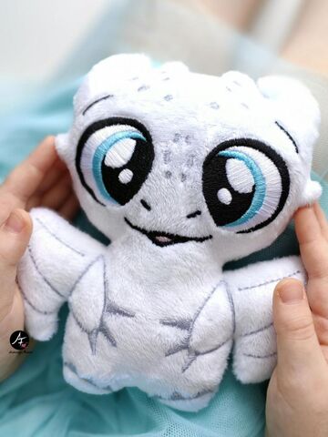 Мягкая игрушка плюшевый Дракон "Сувенир Дракоша FomiToys 16 см" Символ года 2024. Подарок на день рождения/ на новый год, Основной цвет: Белый