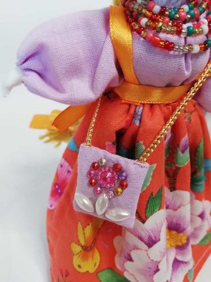 Деталь куклы Успешница &mdash; сумочка крупно